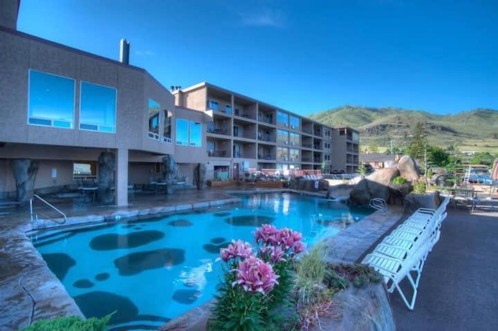 Aparthotel Grandview Lake Chelan- Waterfront View, Pool, Hot Tub, Golf, 1 Min To Downtown Exteriér fotografie